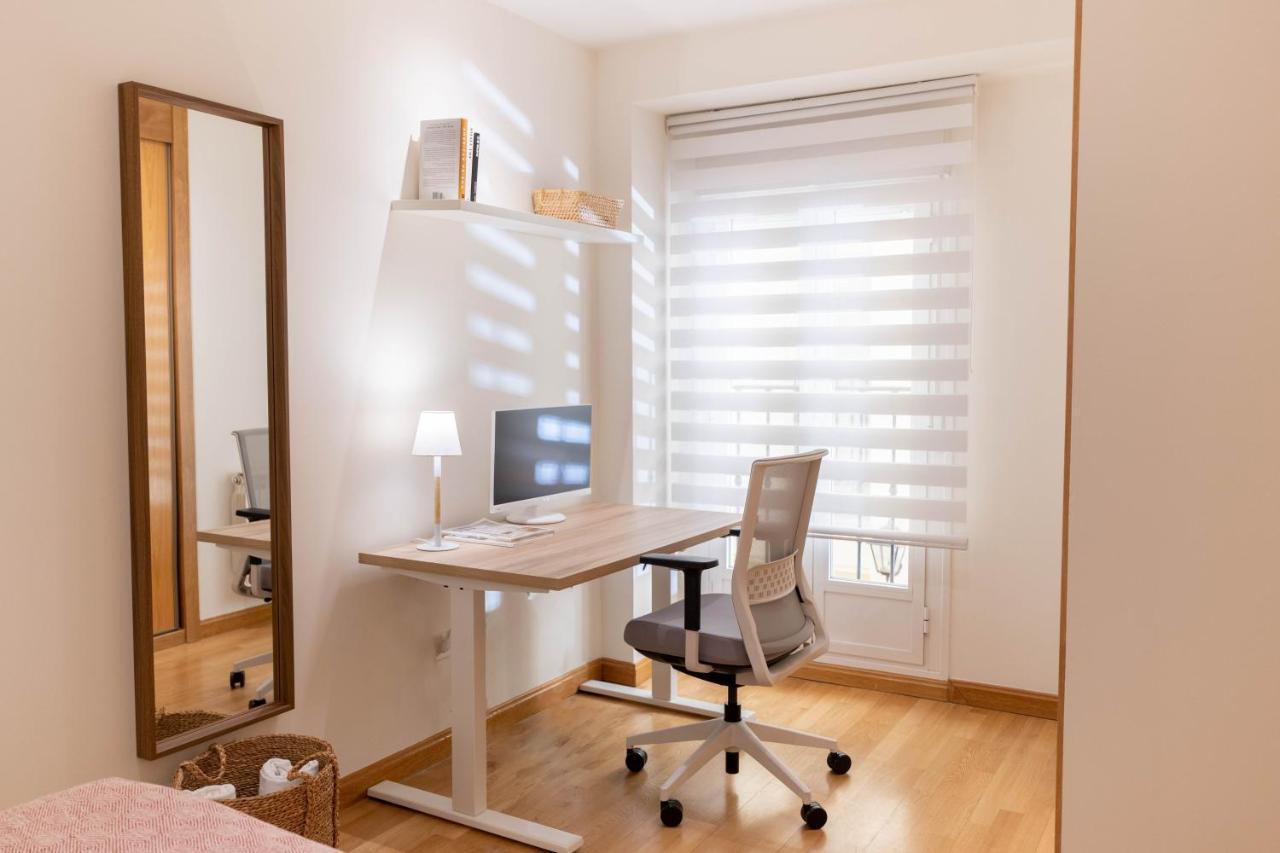 Amazing Apartment In Huertas Madrid Exteriör bild